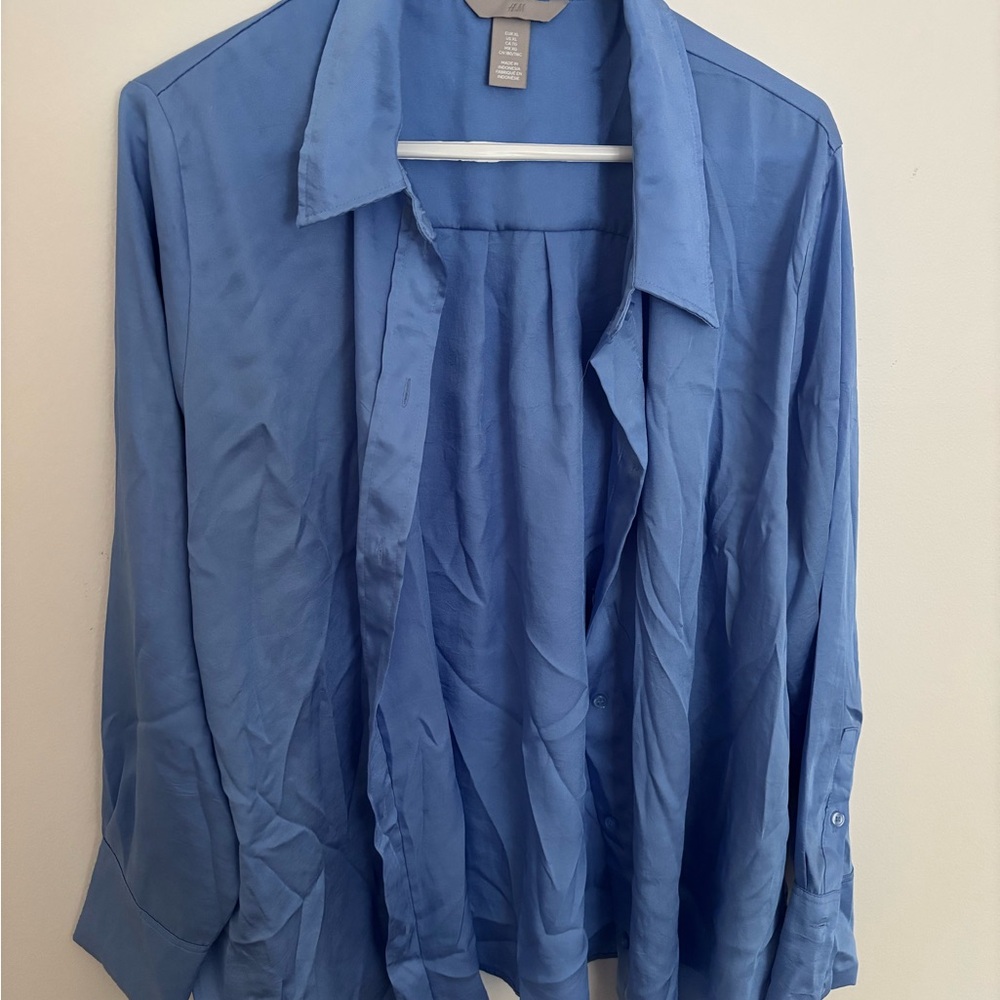 H&M Light Blue Dress Shirt - Picture 2 of 3